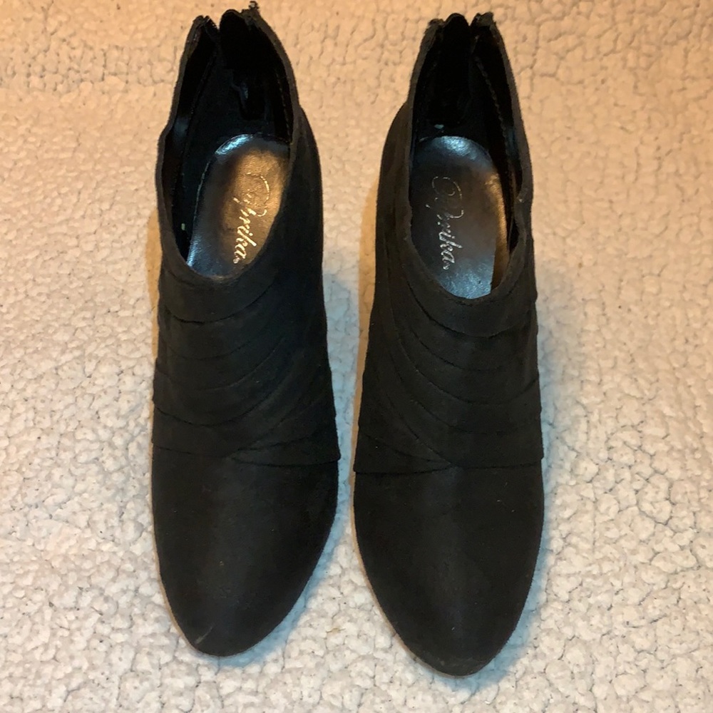 Black Heeled Booties
